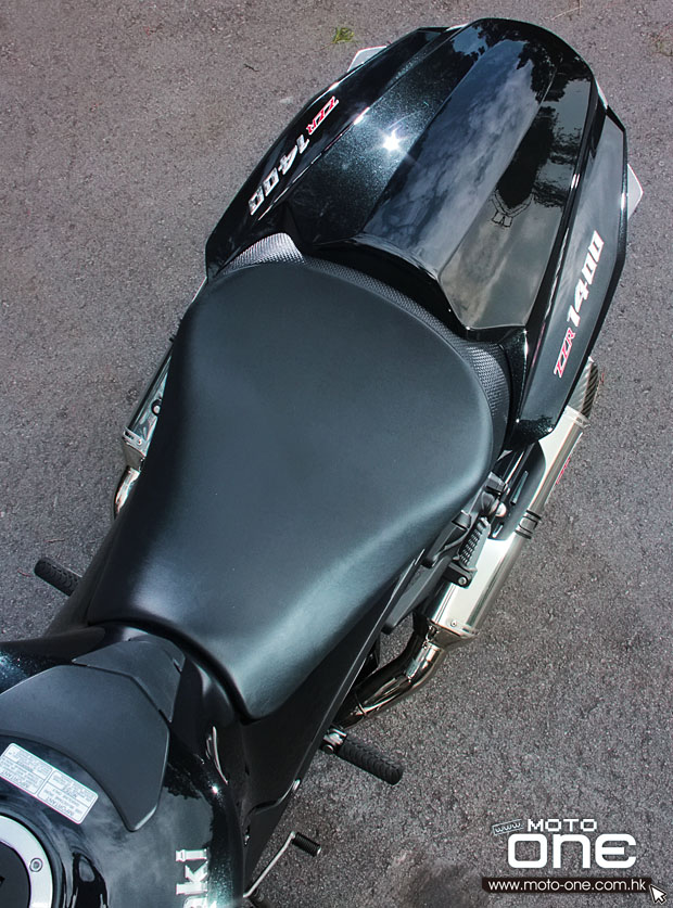 2012 KAWASAKI ZZR 1400