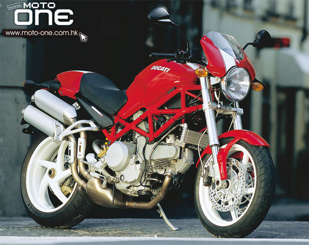 2005 ducati monster s2r