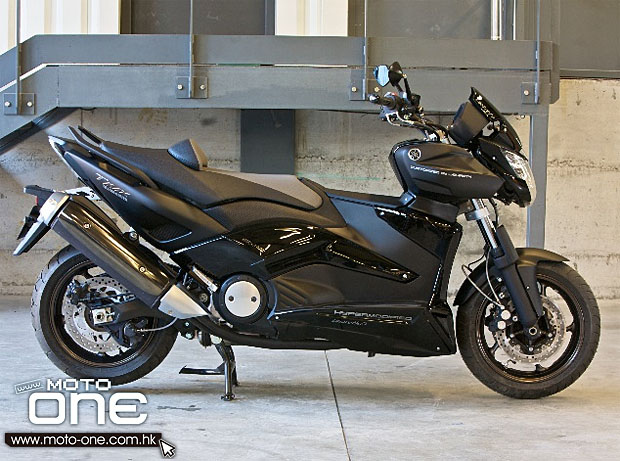 YAMAHA T-MAX 530