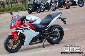 HONDA CBR600F