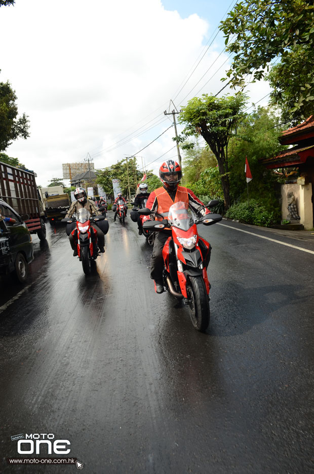 2013 DUCATI HYPERSTRADA Bali moto-one.com.hk