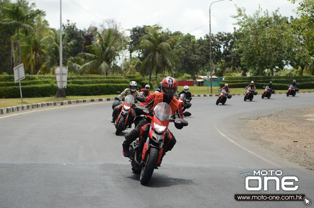 2013 DUCATI HYPERSTRADA Bali moto-one.com.hk