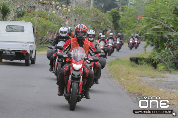 2013 DUCATI HYPERSTRADA Bali moto-one.com.hk