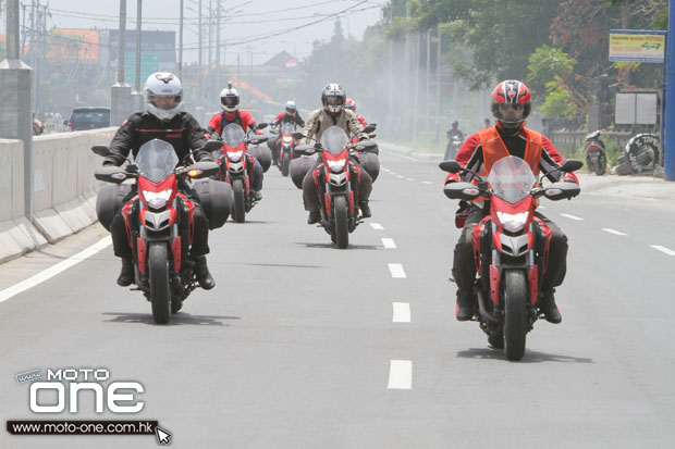 2013 DUCATI HYPERSTRADA Bali moto-one.com.hk