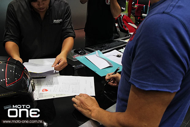 2013 DUCATI Panigale 1199S ABS 方中信 moto-one.com.hk