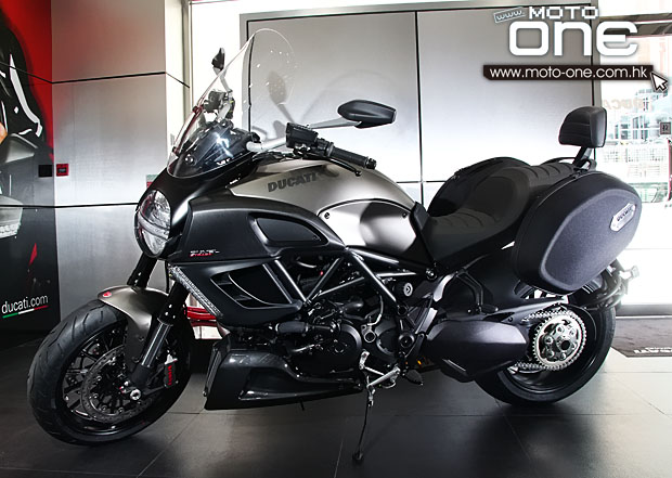 2013 Ducati Diavel Strada