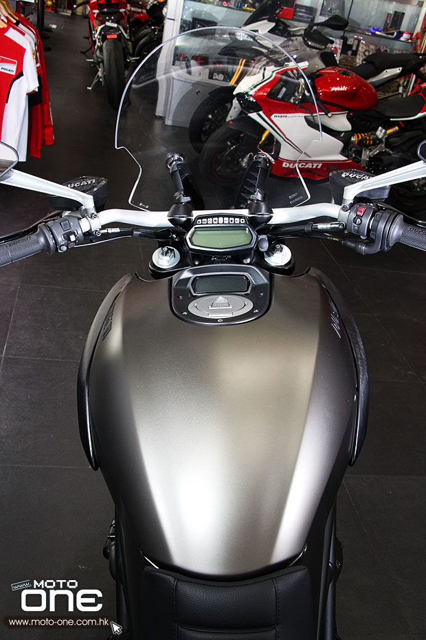 2013 Ducati Diavel Strada