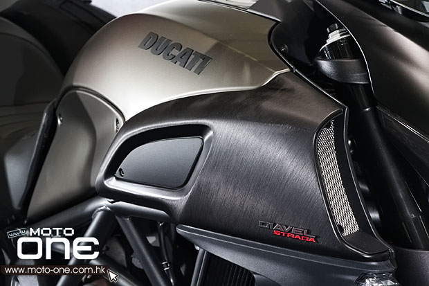 2013 Ducati Diavel Strada