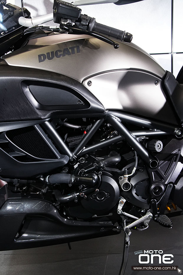 2013 Ducati Diavel Strada