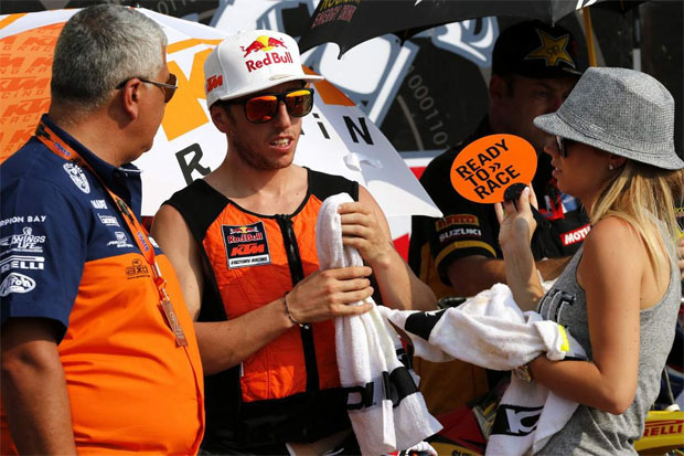 Antonio Cairoli moto-one.com.hk