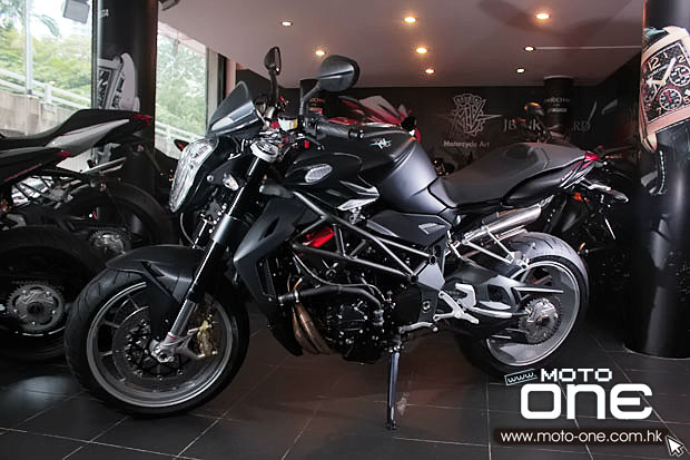 /2013 MV AGUSTA BRUTALE 1090