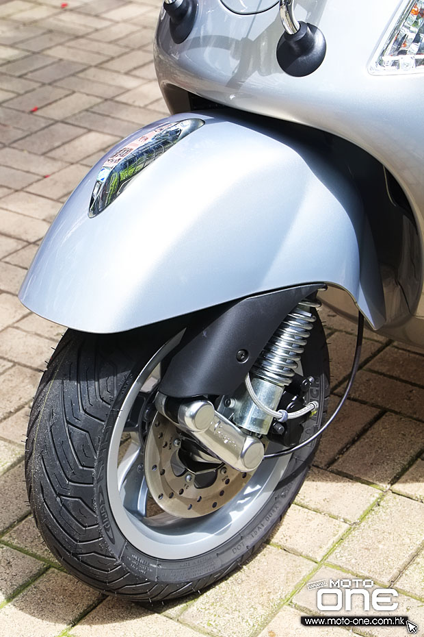 2013 Vespa GTS 300_Touring