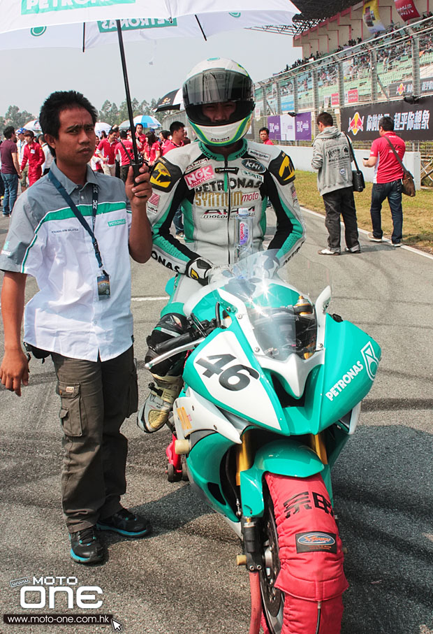 2013 ZIC superbike race