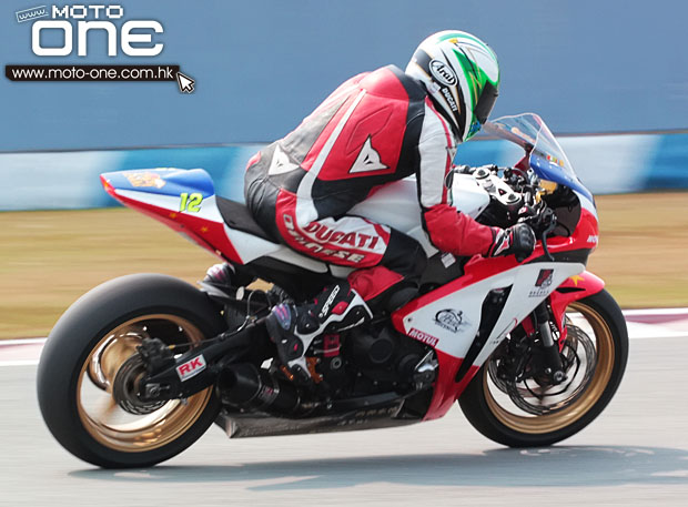 2013 ZIC superbike race