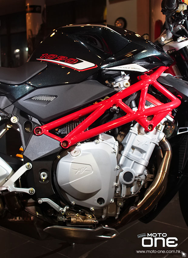 2013 mv agusta 1090r