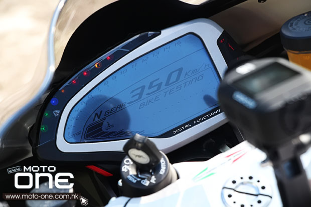 2013 mv agusta f4rr test