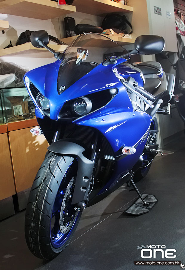 2013 yamaha yzf r1 Race-Blue