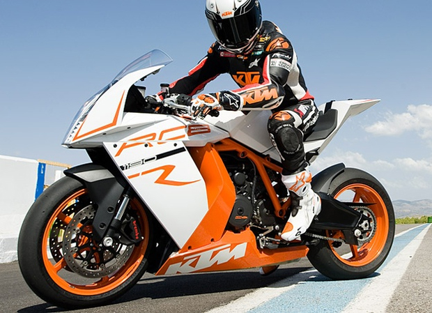 KTM RC8R