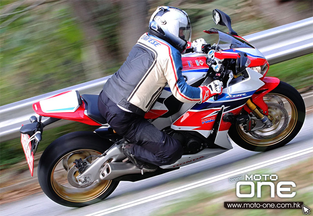 2014 HONDA CBR1000RR