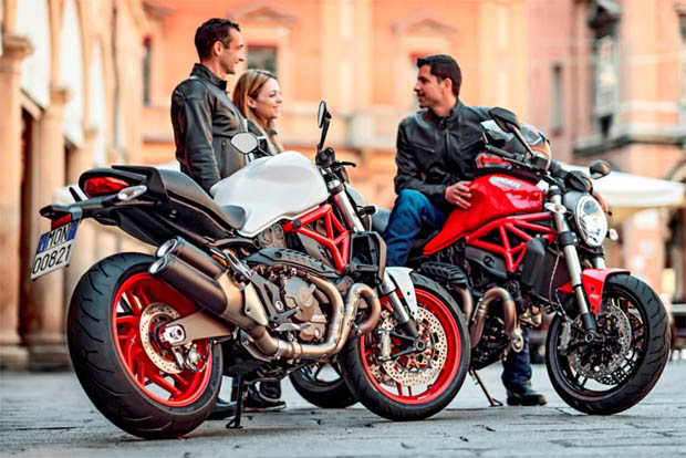 DUCATI MONSTER 821