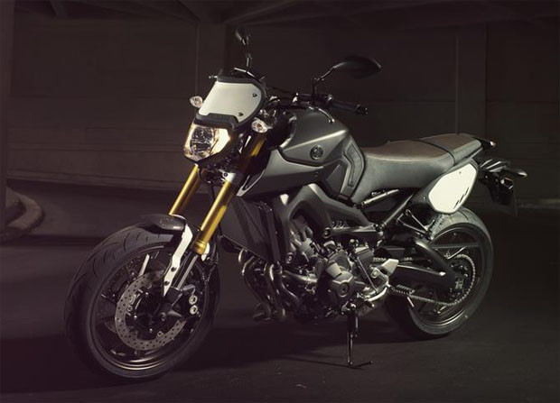 yamaha mt-09 street tracker