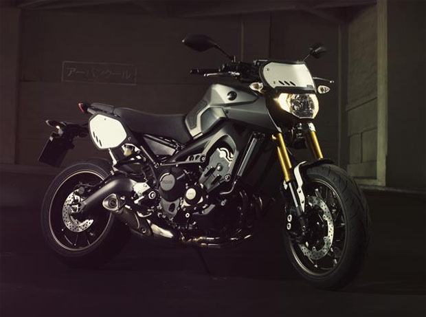 yamaha mt-09 street tracker