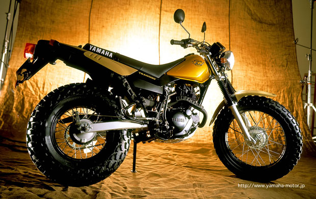 YAMAHA TW200