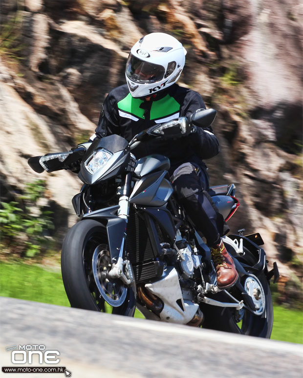 2014 MV AGUSTA RIVALE 800 test