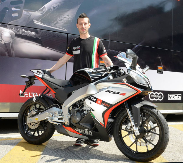 2014 Aprilia RS4-125 bearacer