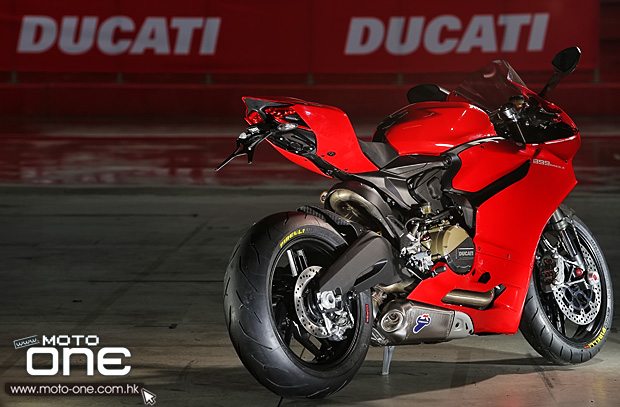 2014 DUCATI 899 Panigale test moto-one.com.hk