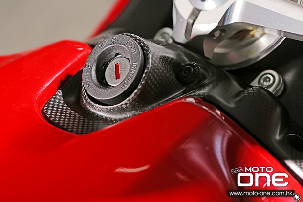 2014 DUCATI 899 Panigale test moto-one.com.hk