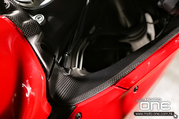 2014 DUCATI 899 Panigale test moto-one.com.hk