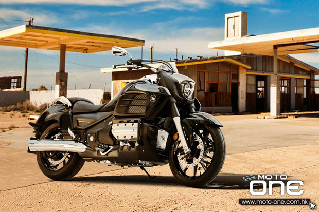 2014 HONDA GOLD WING F6C