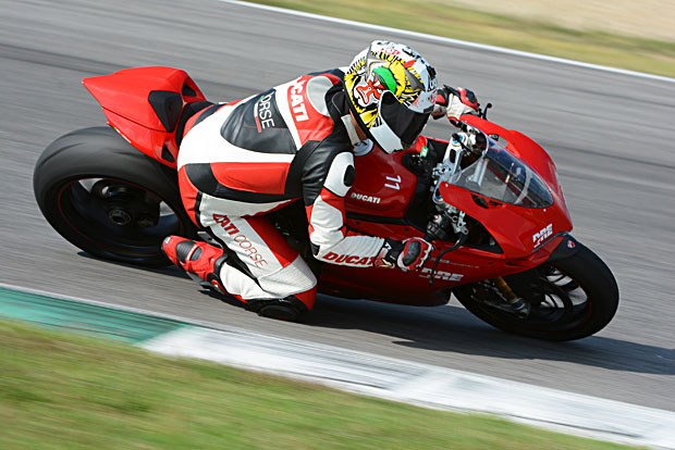 2014 Simon Kwan Ducati Master Racing Course