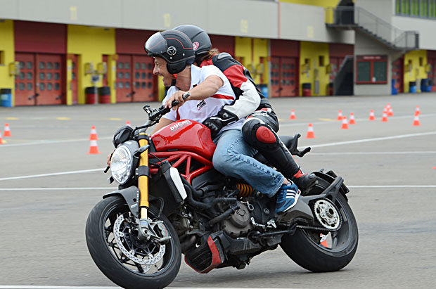 2014 Simon Kwan Ducati Master Racing Course