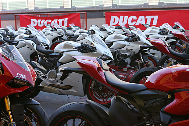 2014 Simon Kwan Ducati Master Racing Course