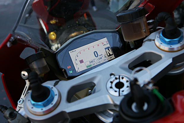 2014 Simon Kwan Ducati Master Racing Course