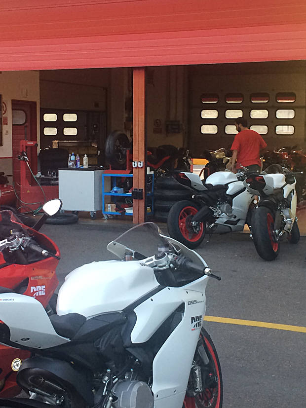 2014 Simon Kwan Ducati Master Racing Course
