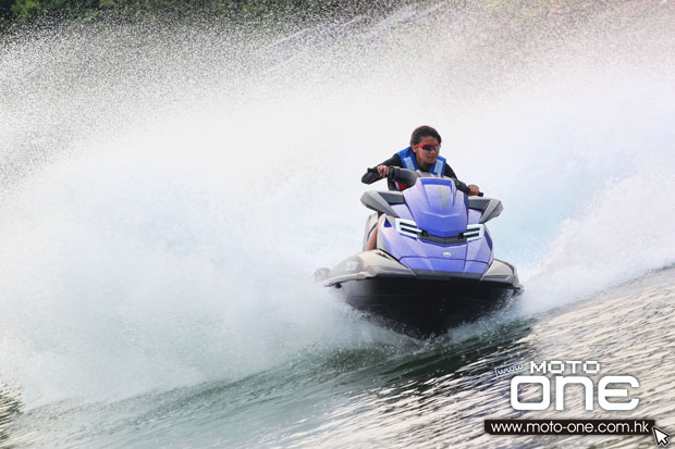 2014 YAMAHA WAVERUNNER DEMO RIDE