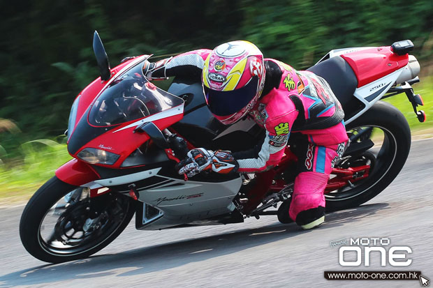 2014 megelli 250r 250s test moto-one.com.hk