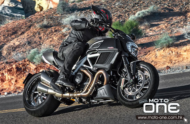 2015 ducati diavel