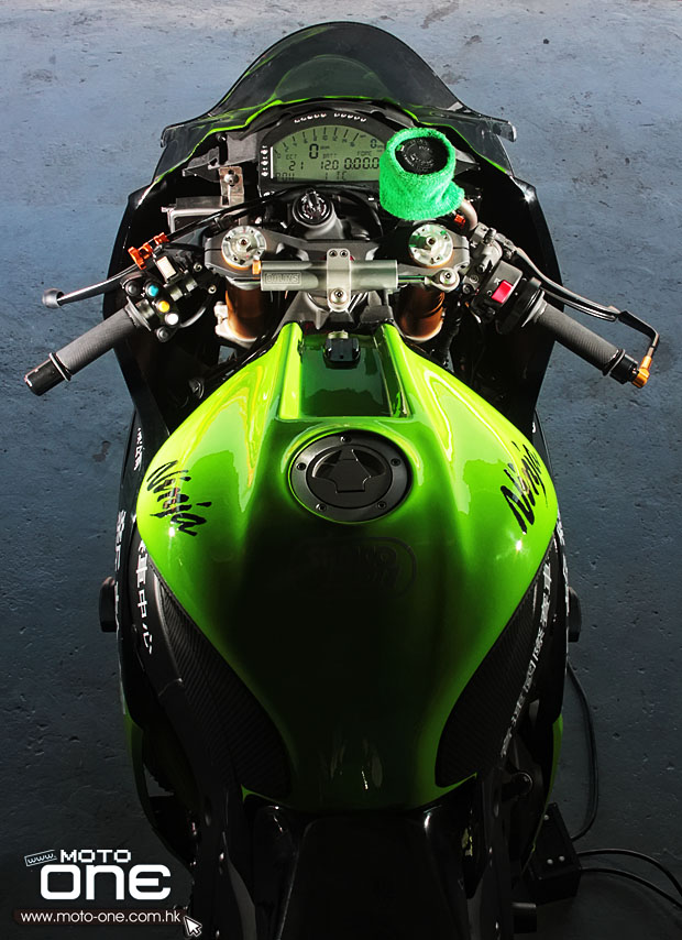 KAWASAKI ZX-10R