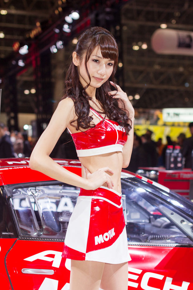 Tokyo Auto Salon 2013 girls