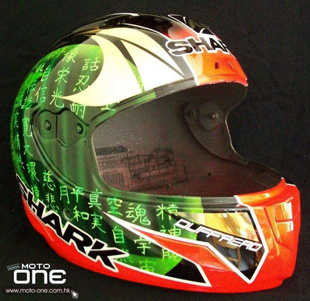 Tom Sykes SBK World Champion 2013 HELMET moto-one.com.hk