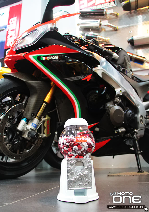 aprilia SBK 2012 Chocolate