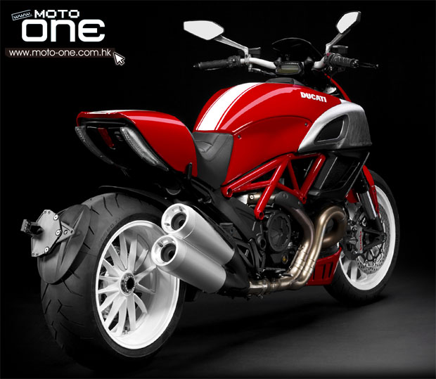 ducati diavel 2013