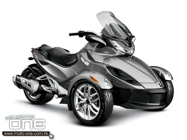 Can Am Spyder ST Roadster