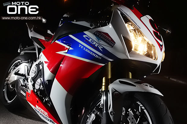 yamaha yzf r1 honda CBR1000RR moto-one.com.hk