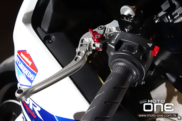 yamaha yzf r1 honda CBR1000RR moto-one.com.hk