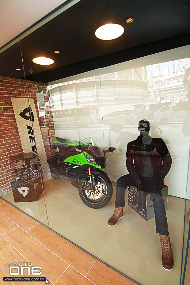 2014 FREELY MOTORS new showroom